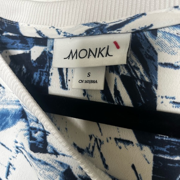 Monki Crewneck Short Sleeve Shirt Blouse Navy Blue White Size Small - Picture 2 of 9